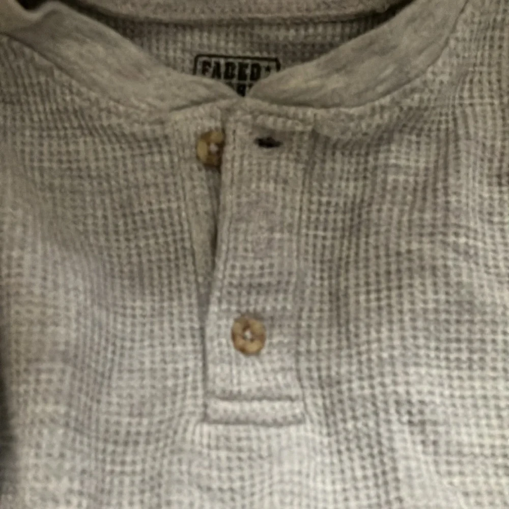 FINAL MARKDOWN Faded glory one piece waffle weave Henley 12 months